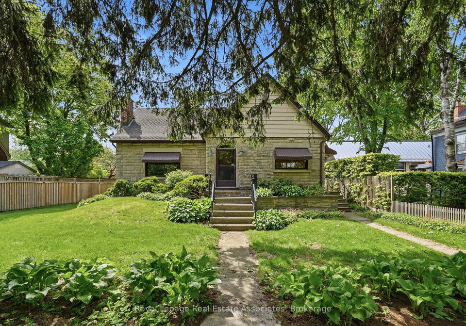 12-parkview-row-hamilton-ontario-x13427116