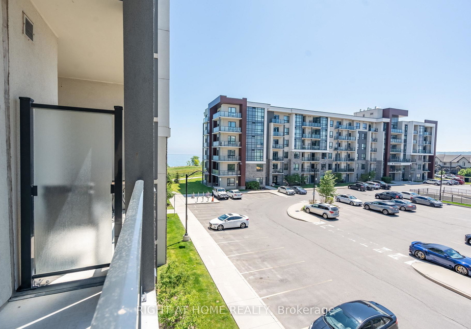 125-shoreview-place-hamilton-ontario-x13427338