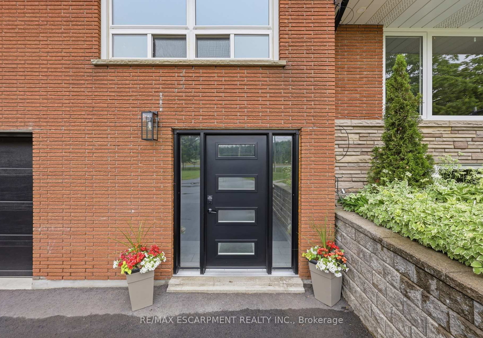 891-centre-road-hamilton-ontario-x13427416