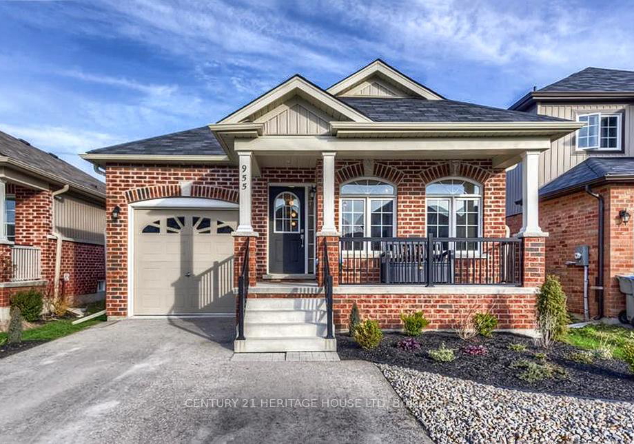 955-adams-avenue-s-north-perth-ontario-x13427454