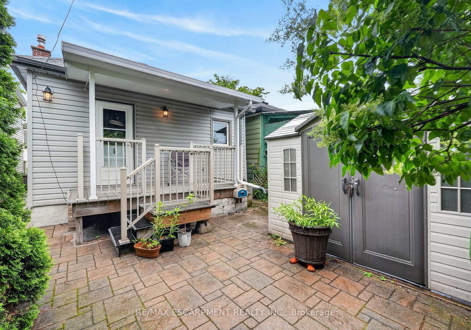 272-cope-street-hamilton-ontario-x13427476