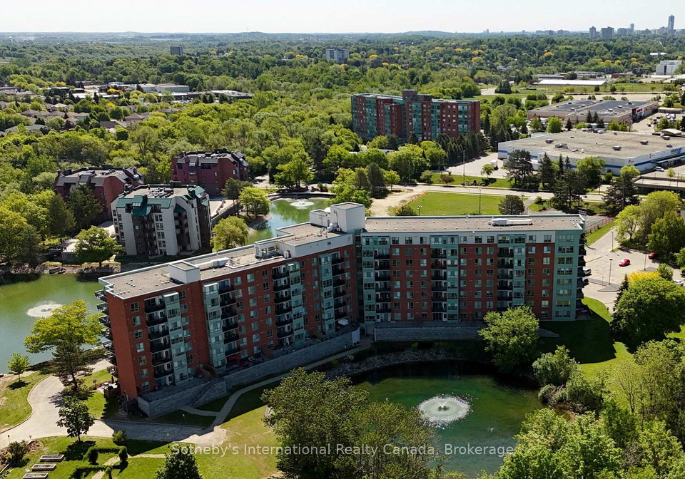 30-blue-springs-drive-waterloo-ontario-x13427654