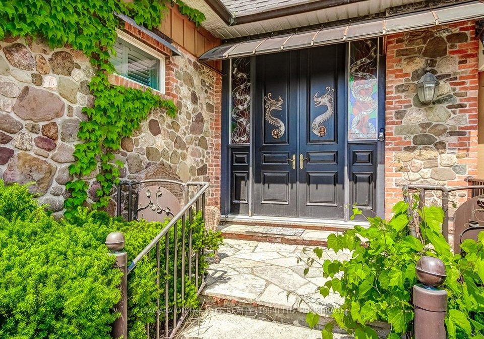1426-niagara-stone-road-niagara-on-the-lake-ontario-x13427704