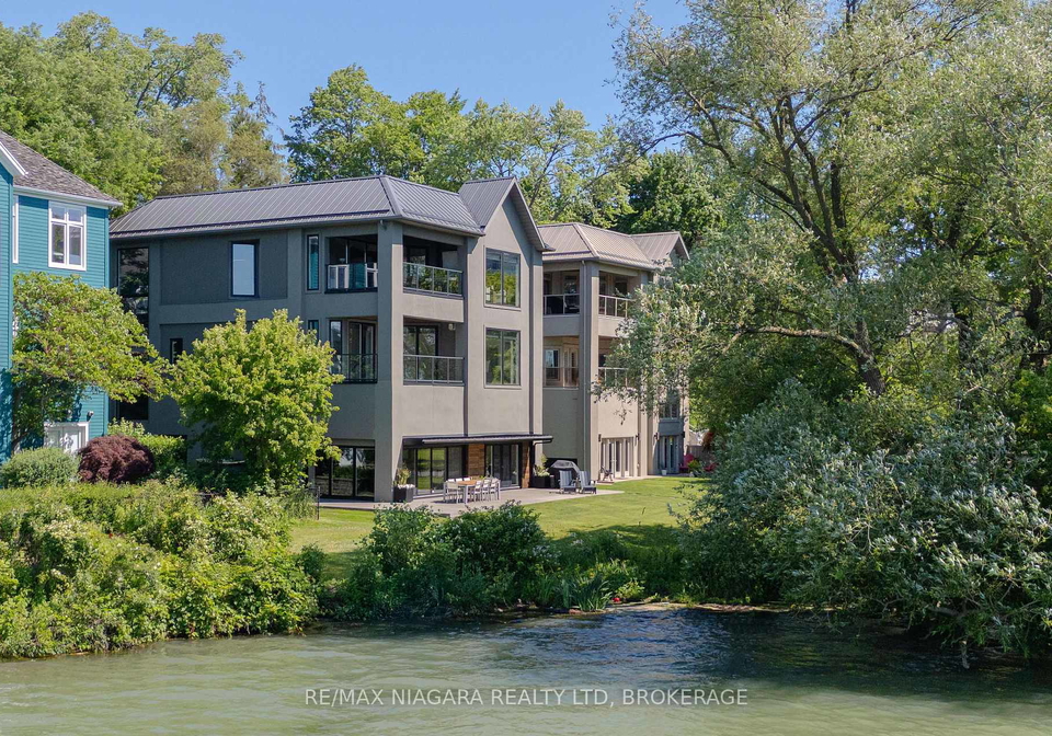33-canal-street-st-catharines-ontario-x13427918