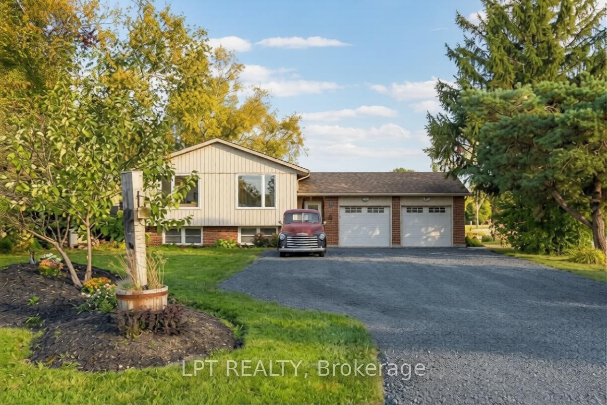 7429-sideroad-20-side-road-mapleton-ontario-x13427926