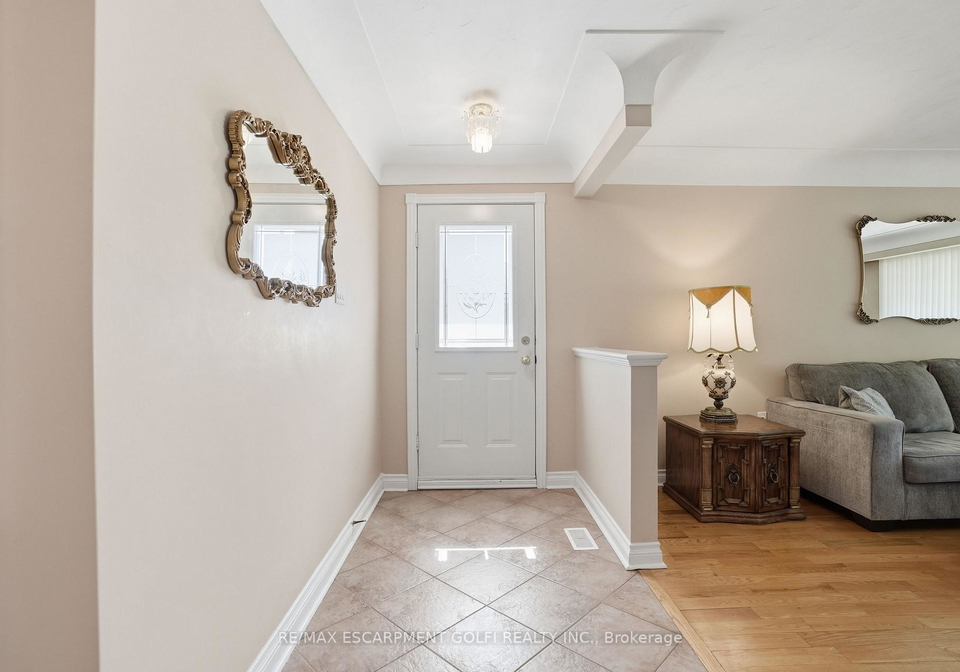 18-pleasant-avenue-hamilton-ontario-x13428014