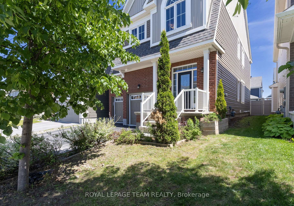 12-oxalis-crescent-kanata-ontario-x13428180