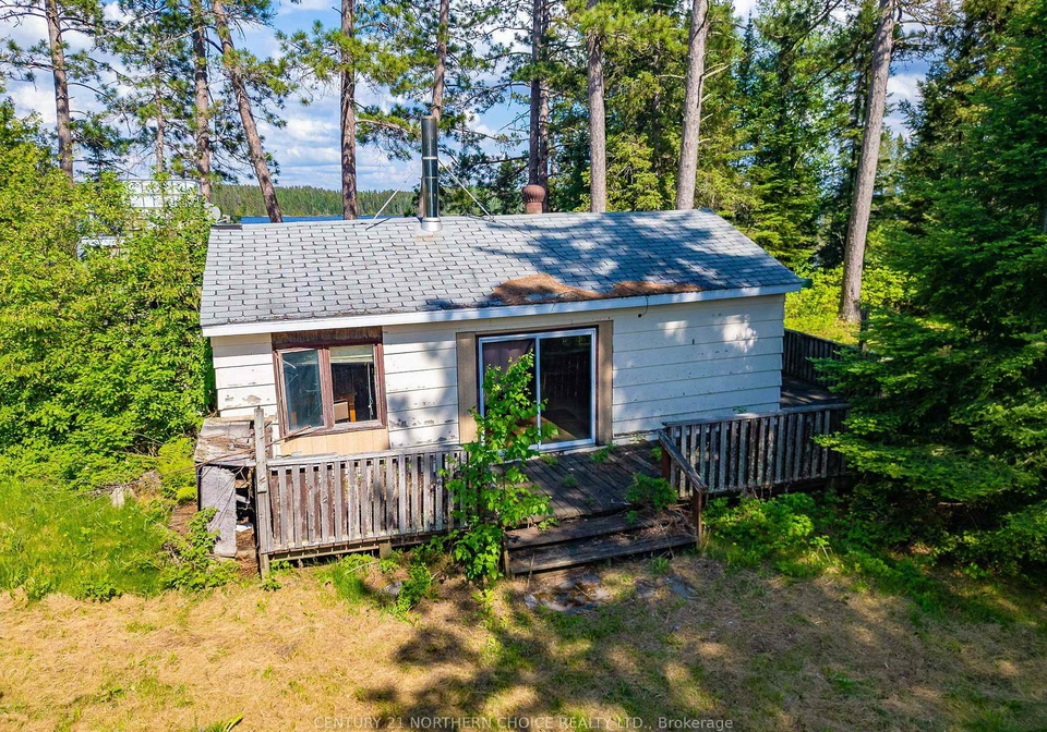 eb1789-summer-resort-location-kenora-remote-area-ontario-x13428280