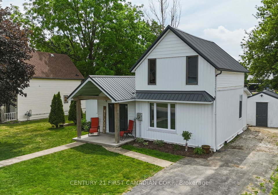 8073-francis-street-brooke-alvinston-ontario-x13428322