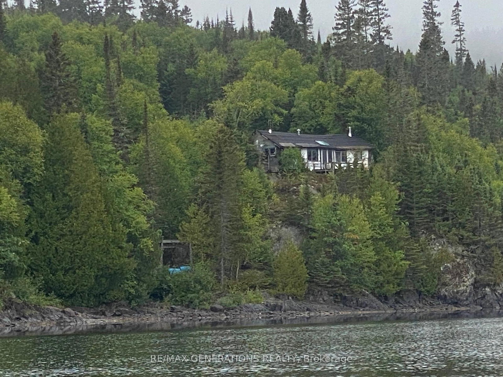 0-west-shore-of-santoy-terrace-bay-ontario-x13428392