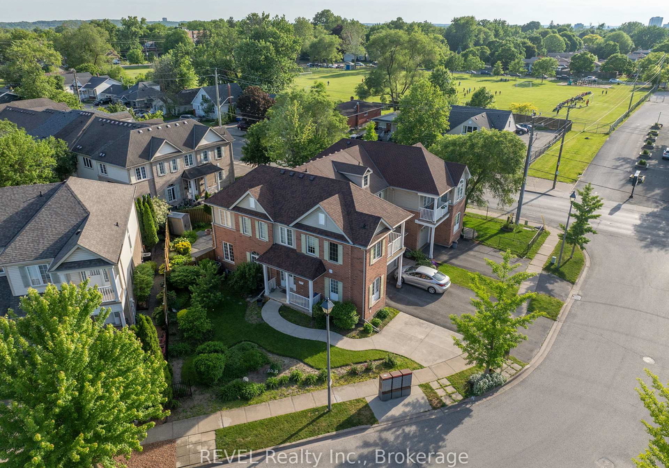 67-chloe-street-st-catharines-ontario-x13428432