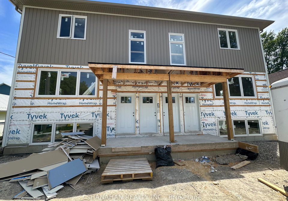 576-front-street-warwick-ontario-x13428644