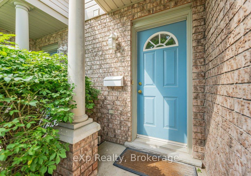 35-roehampton-crescent-guelph-ontario-x13428952