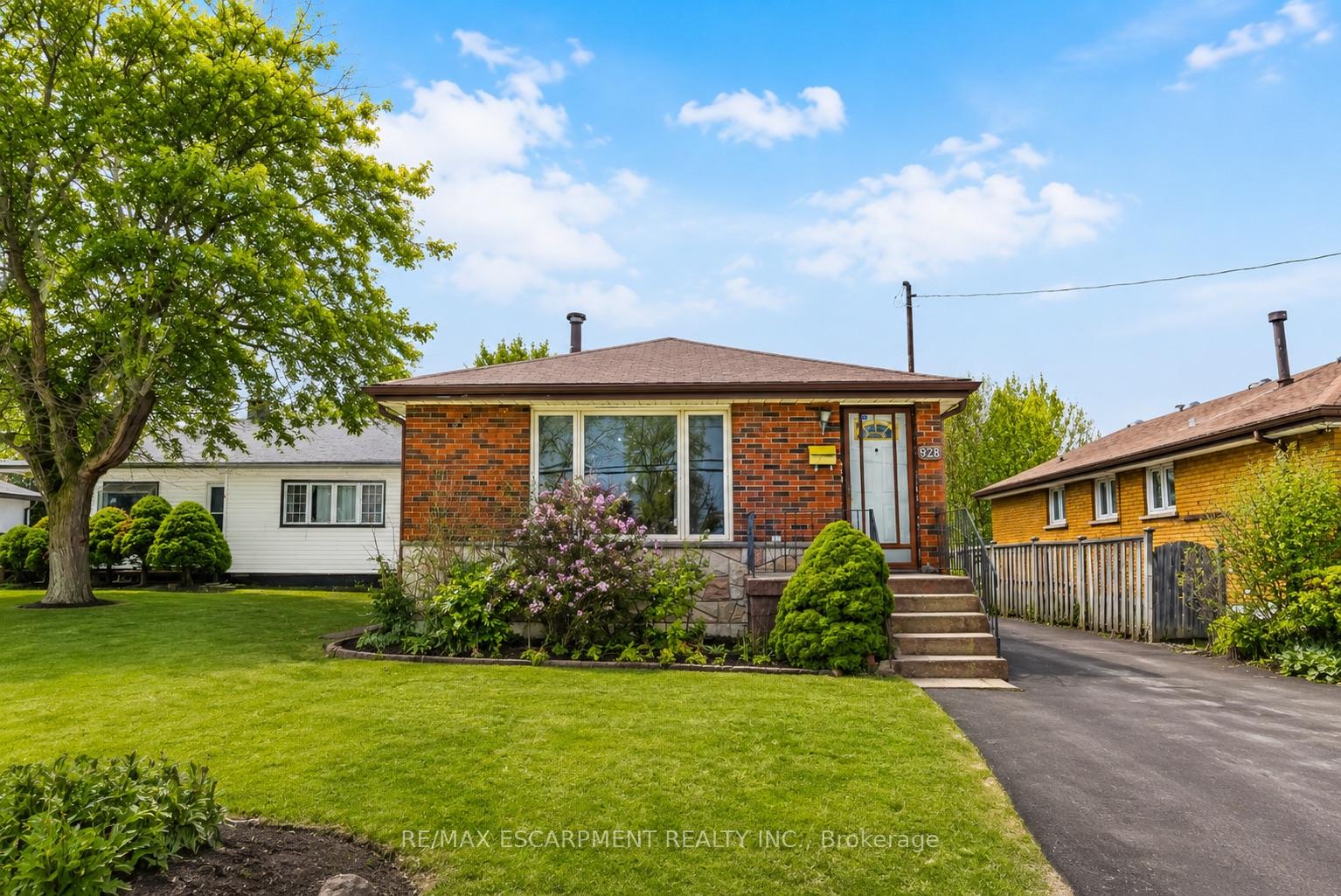 928-upper-gage-avenue-hamilton-ontario-x13428998