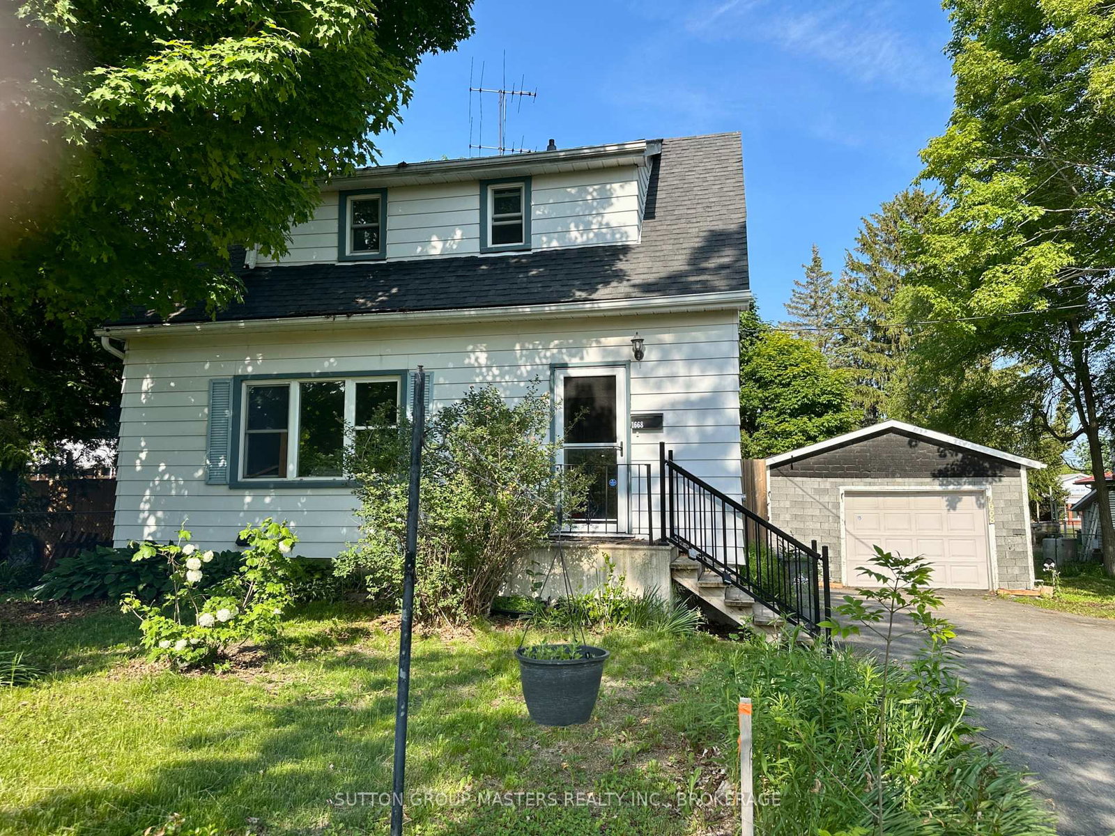 1668-victoria-street-kingston-ontario-x13429238