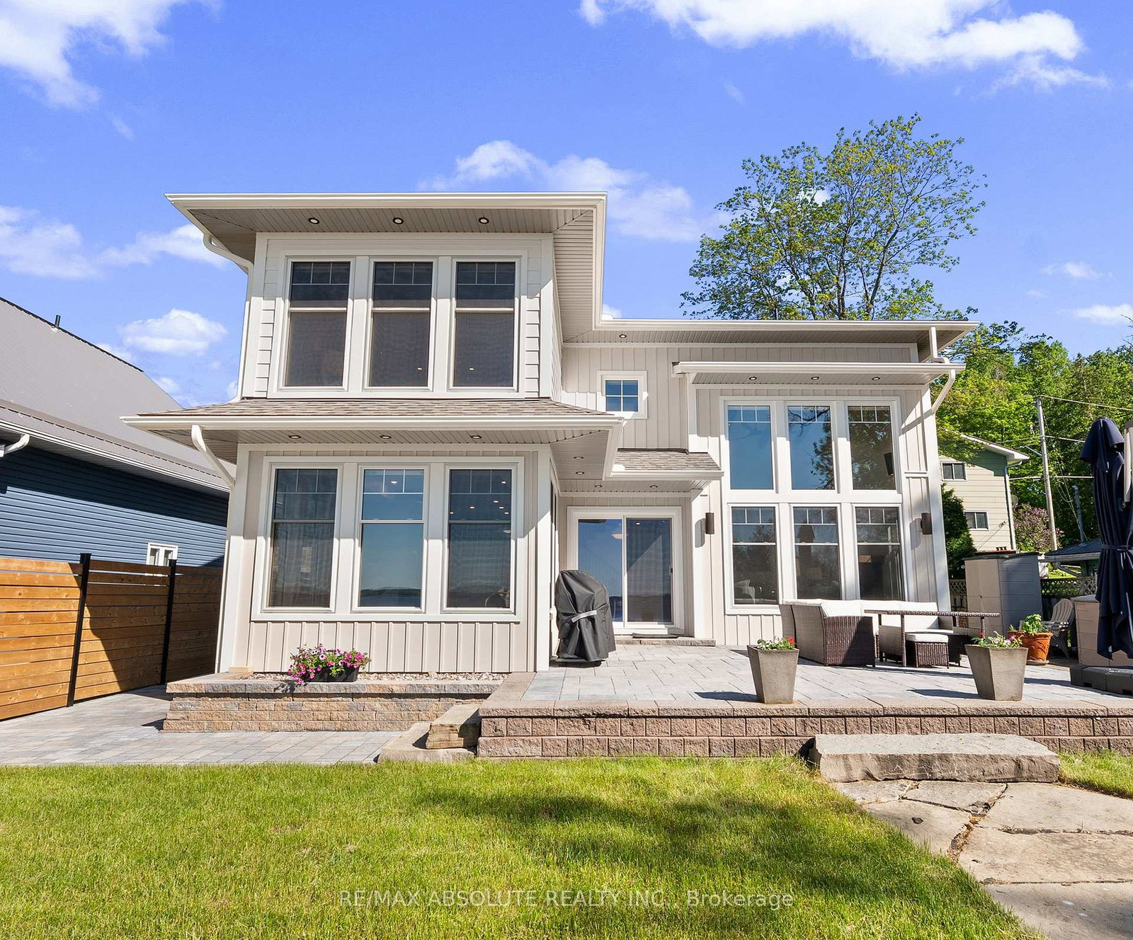 664-caruso-circle-mcnabbraeside-ontario-x13429362