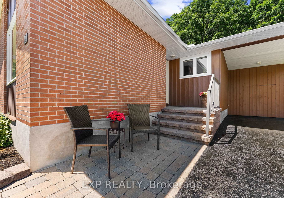 96-simpson-avenue-renfrew-ontario-x13429472