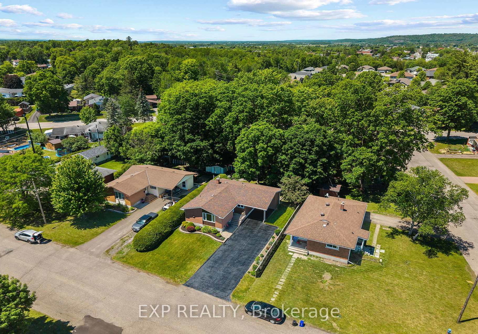 96-simpson-avenue-renfrew-ontario-x13429472