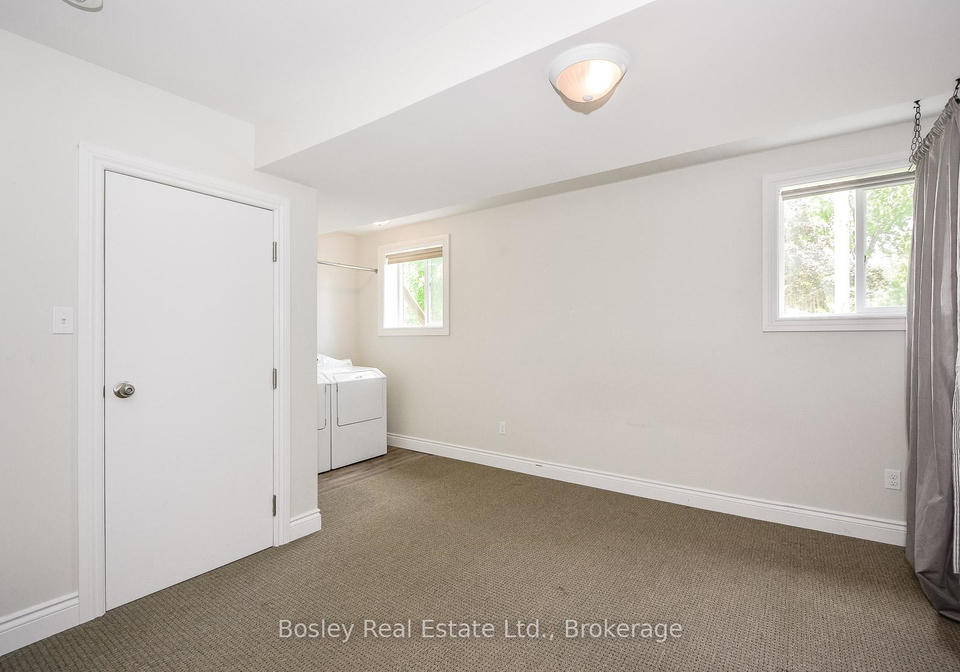 5-algoma-drive-guelph-ontario-x13429482