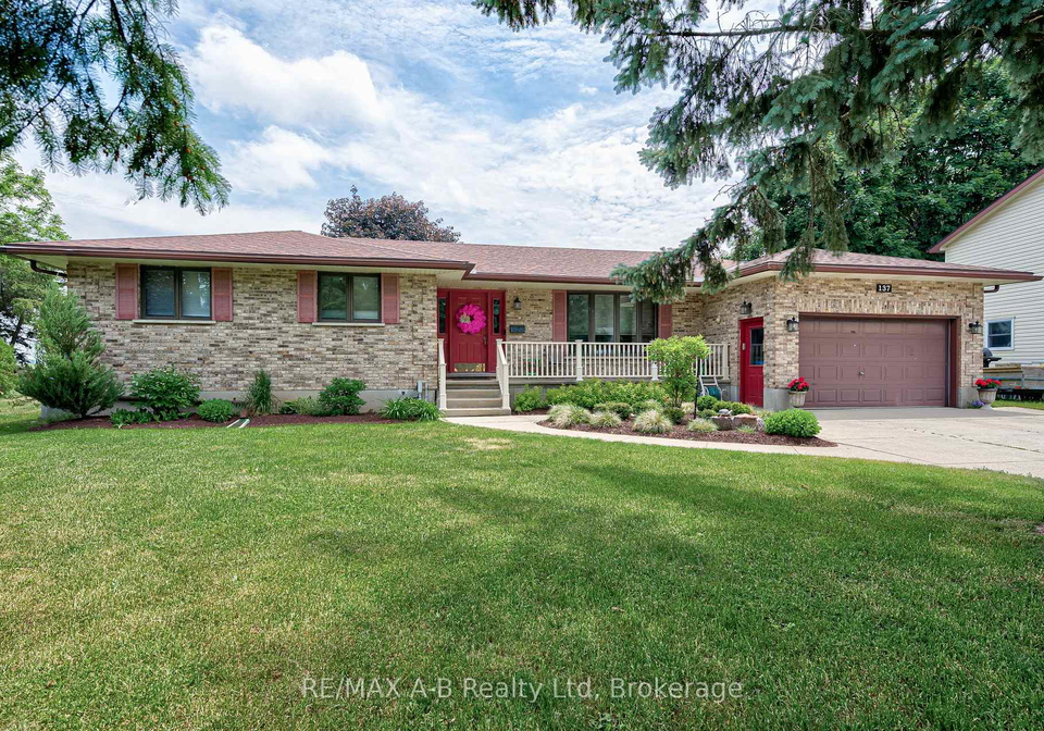137-mitchell-court-west-perth-ontario-x13429514