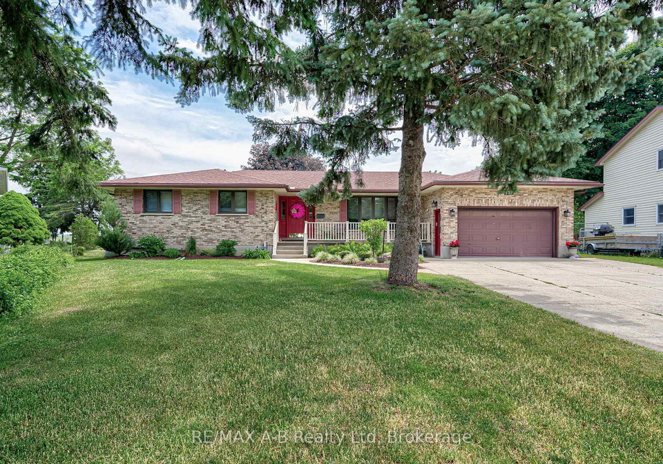 137-mitchell-court-west-perth-ontario-x13429514