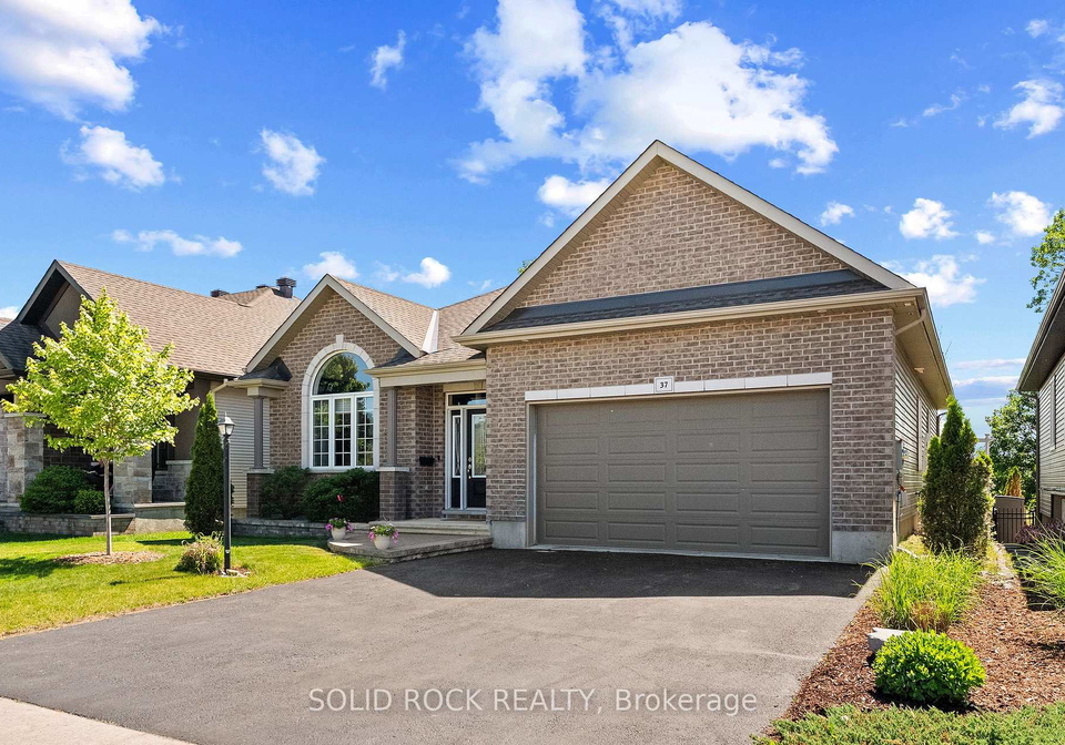 37-dulmage-crescent-carleton-place-ontario-x13429792