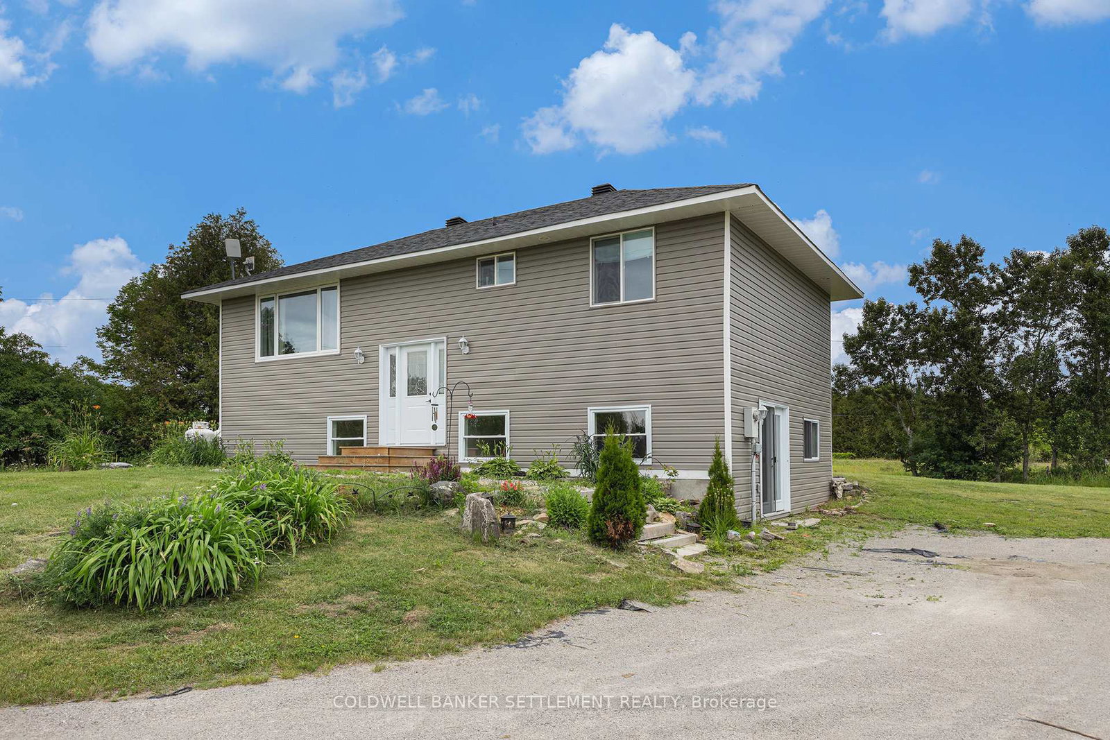 170-drummond-concession-2a-road-drummondnorth-elmsley-ontario-x13430044