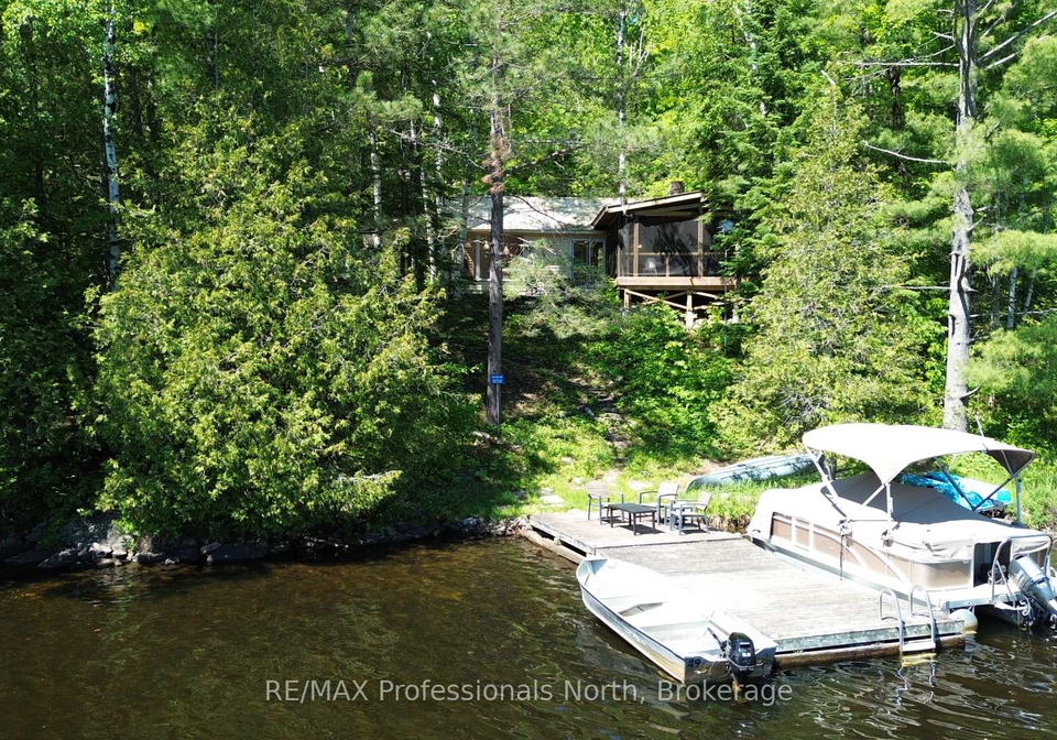 10729-black-lake-wao-minden-hills-ontario-x13430088
