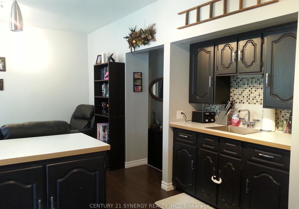 41-main-street-e-smiths-falls-ontario-x13430150