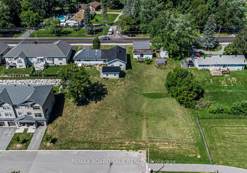 303-307-donald-b-munro-drive-ottawa-ontario-x13430154