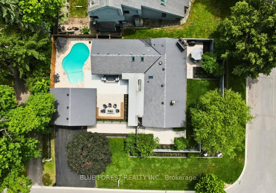 2-hampton-crescent-london-north-ontario-x13430292