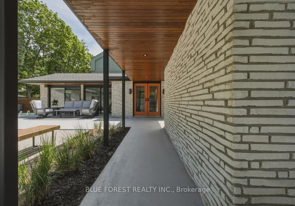 2-hampton-crescent-london-north-ontario-x13430292