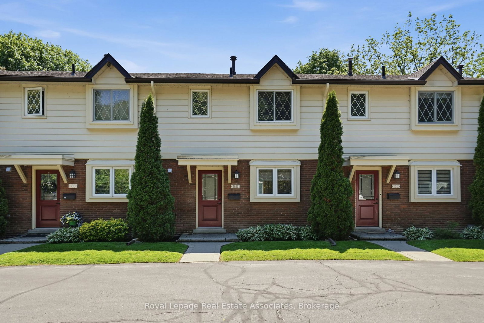 16d-bond-street-s-hamilton-ontario-x13430306