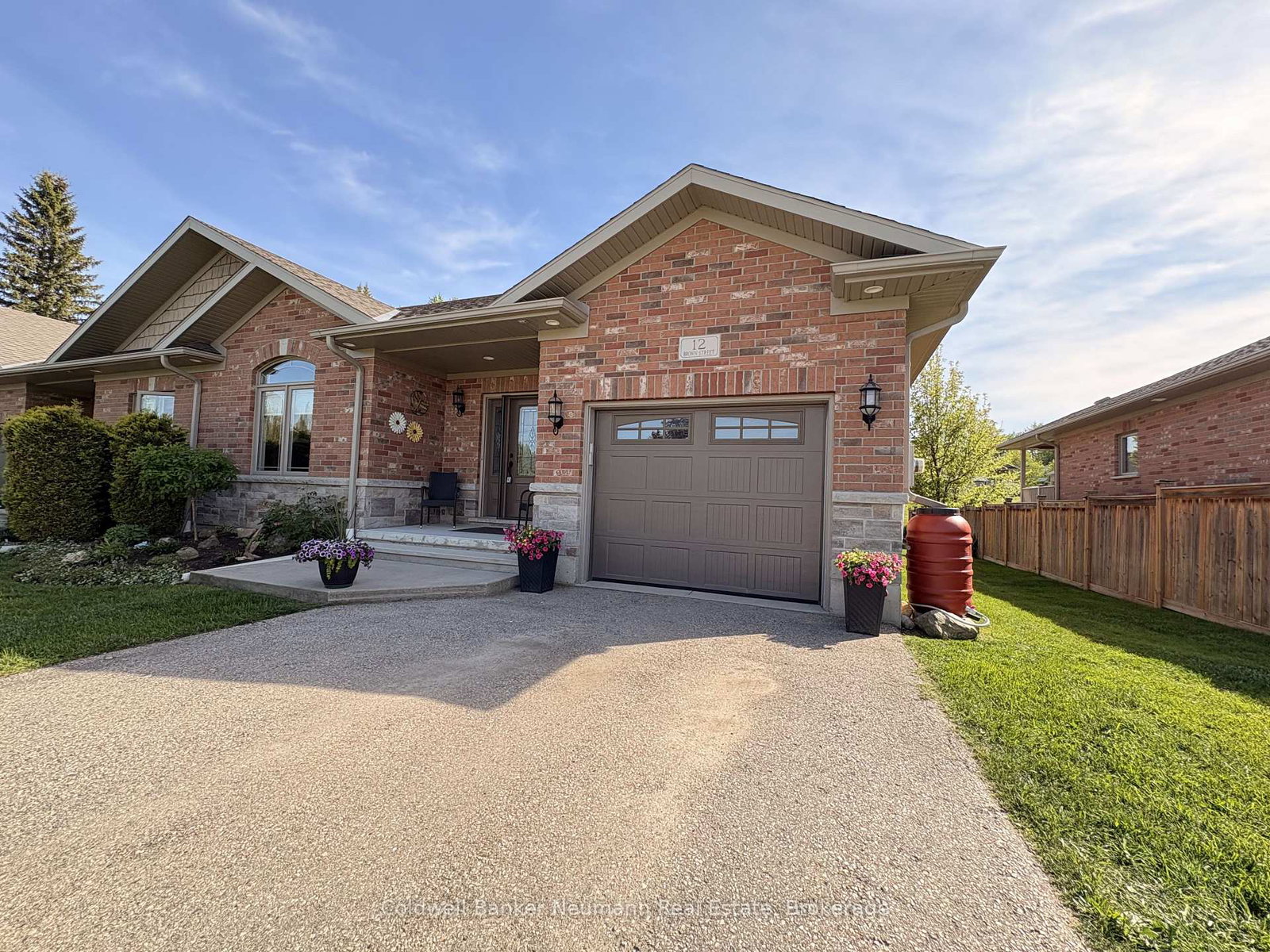 12-brown-street-s-minto-ontario-x13430596