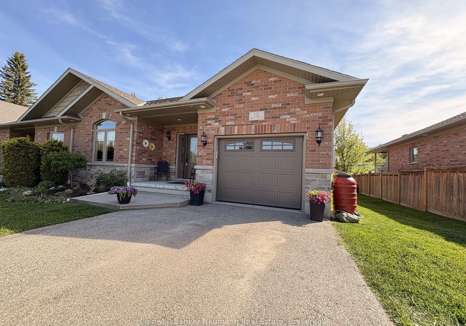 12-brown-street-s-minto-ontario-x13430596