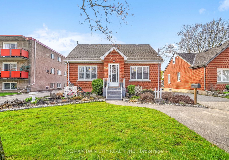 32-fulton-street-brantford-ontario-x13430628