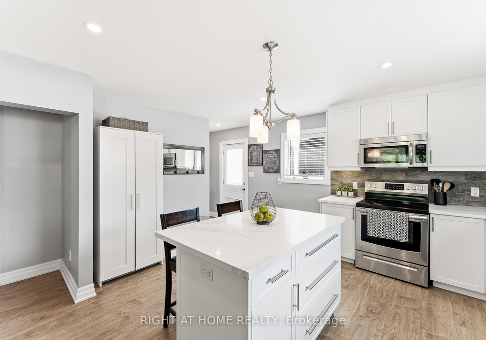 20-amelia-street-kawartha-lakes-ontario-x13430658