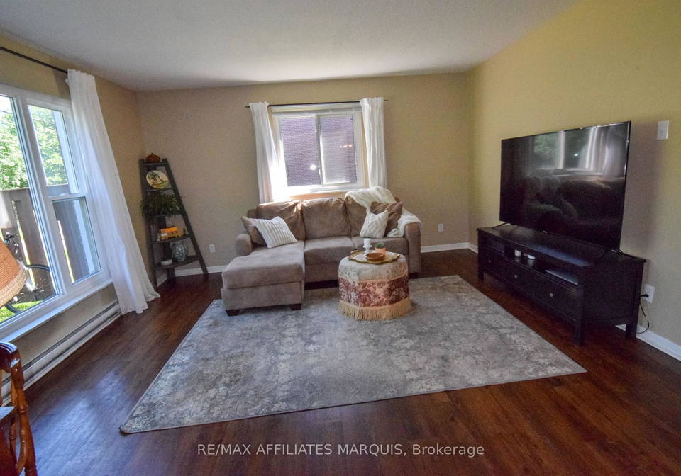4-pearl-street-smiths-falls-ontario-x13430724