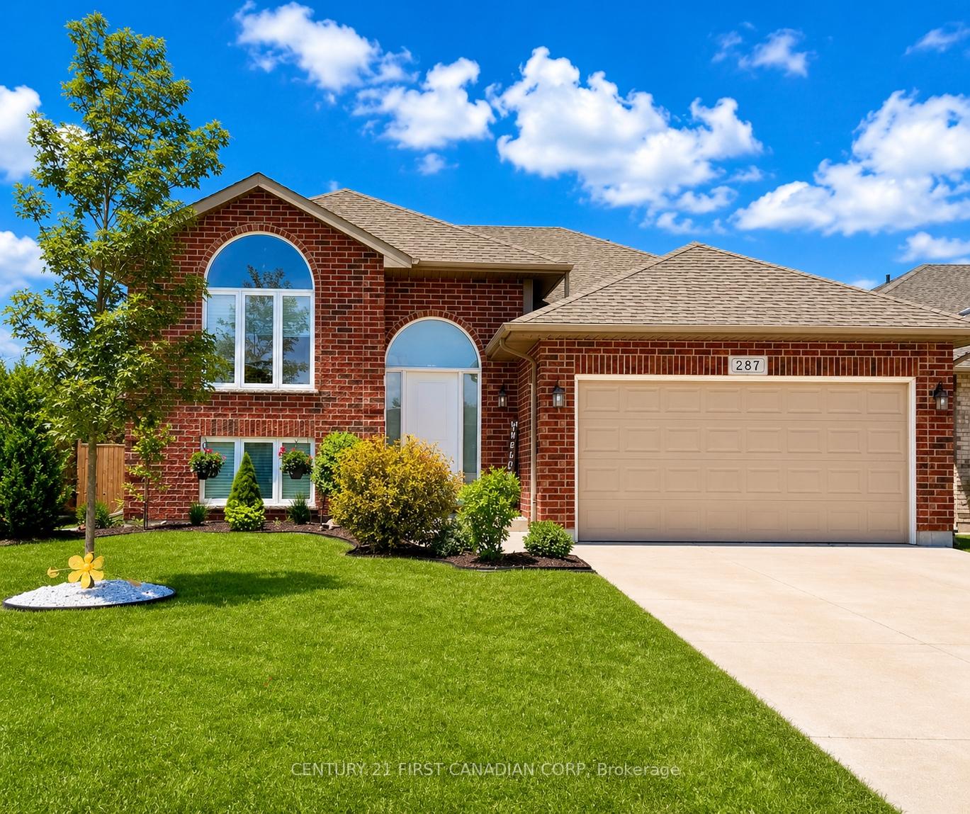 287-evergreen-trail-petrolia-ontario-x13430788