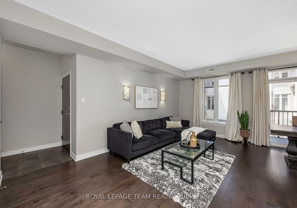 1065-beryl-private-ottawa-ontario-x13431066