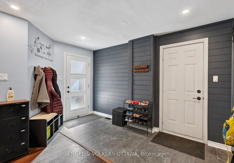 1033-como-crescent-ottawa-ontario-x13431068