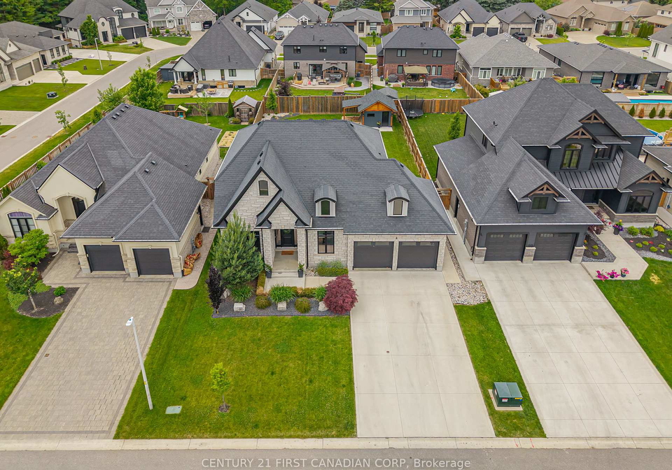 8-oscar-davis-court-strathroy-caradoc-ontario-x13431368