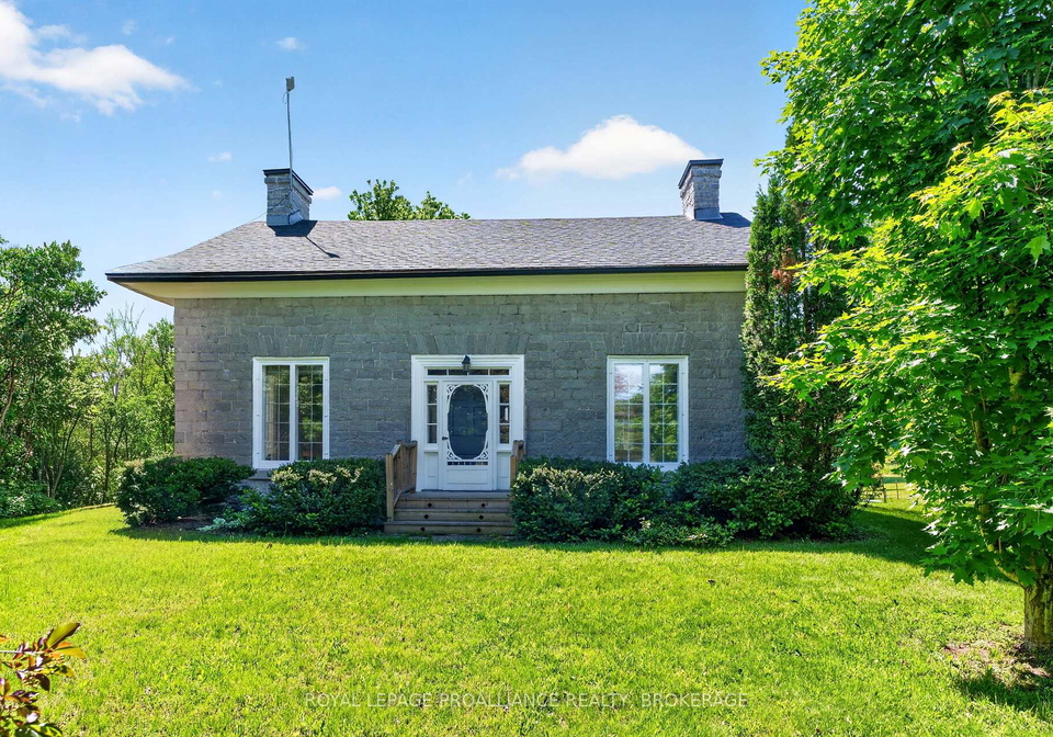 734-fred-brown-road-loyalist-ontario-x13431430