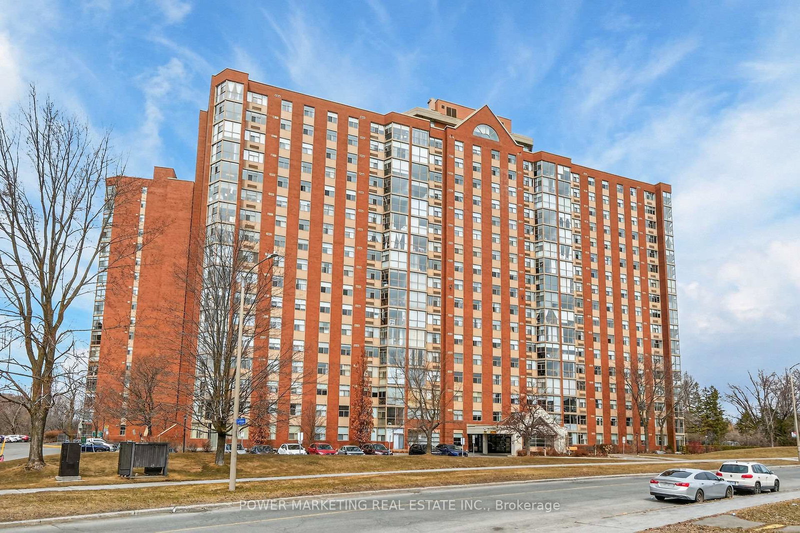 2760-carousel-crescent-ottawa-ontario-x13431440