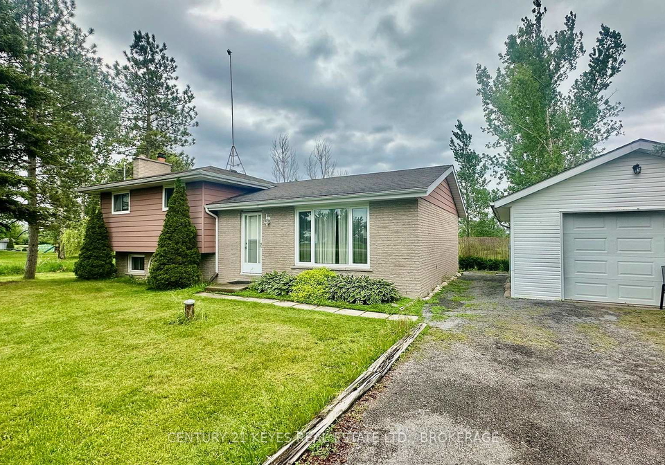 85-haig-road-front-of-leeds-seeleys-bay-ontario-x13431586