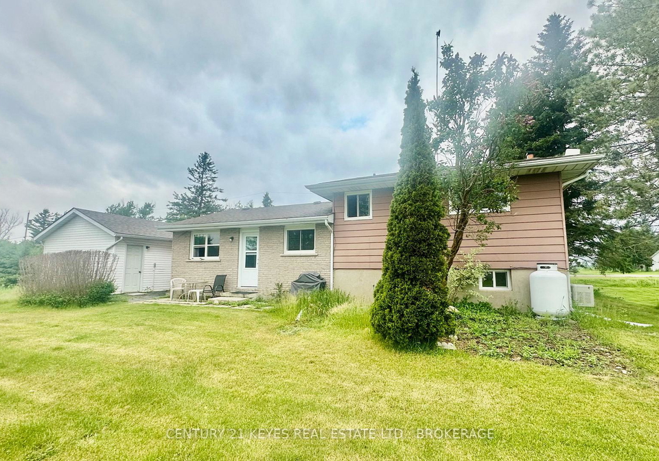 85-haig-road-front-of-leeds-seeleys-bay-ontario-x13431586