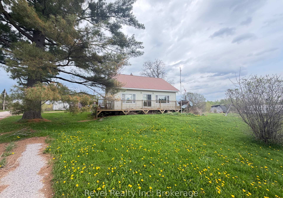 8-trailaine-road-parry-sound-remote-area-ontario-x13431612