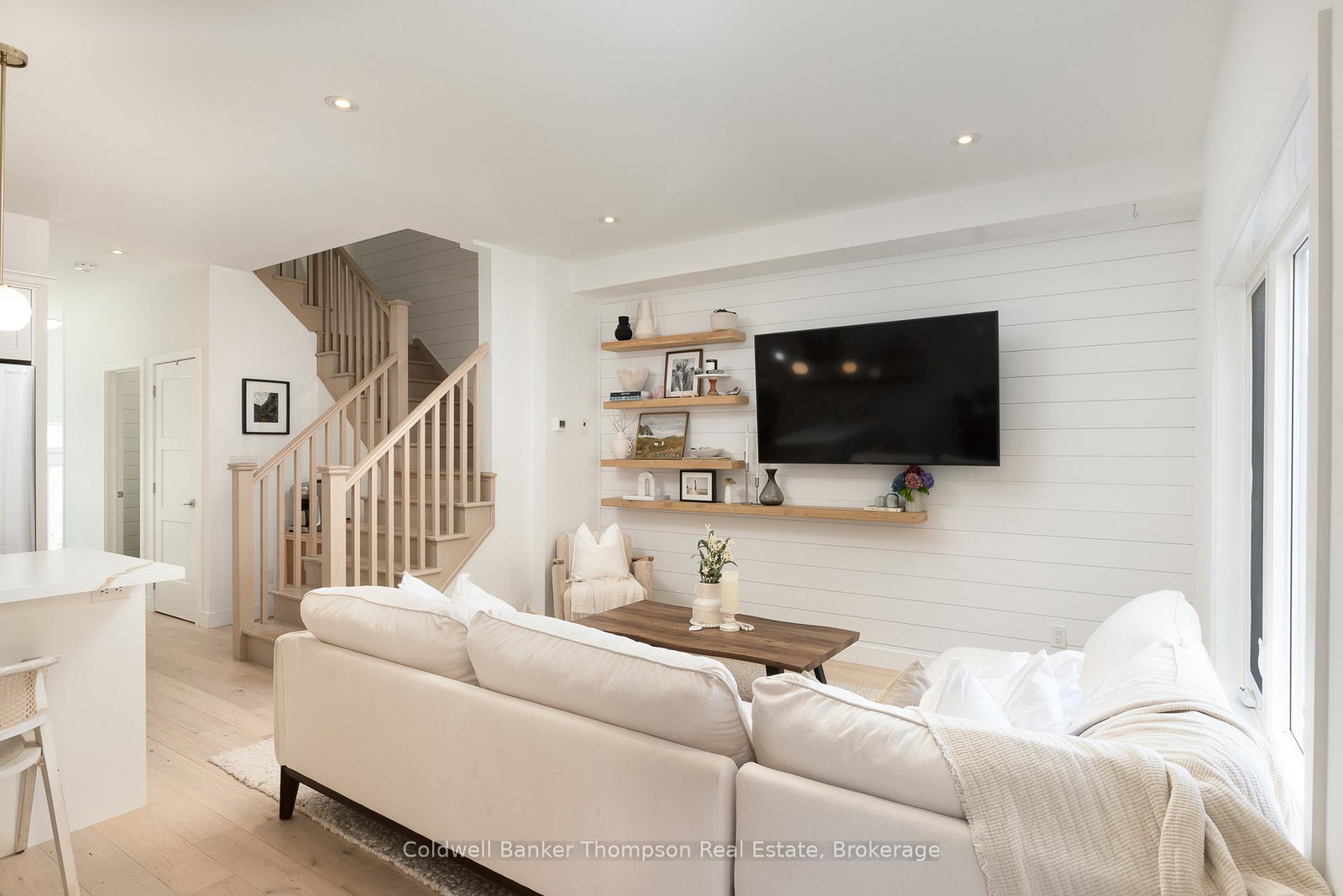 11-cascade-lane-huntsville-ontario-x13431620