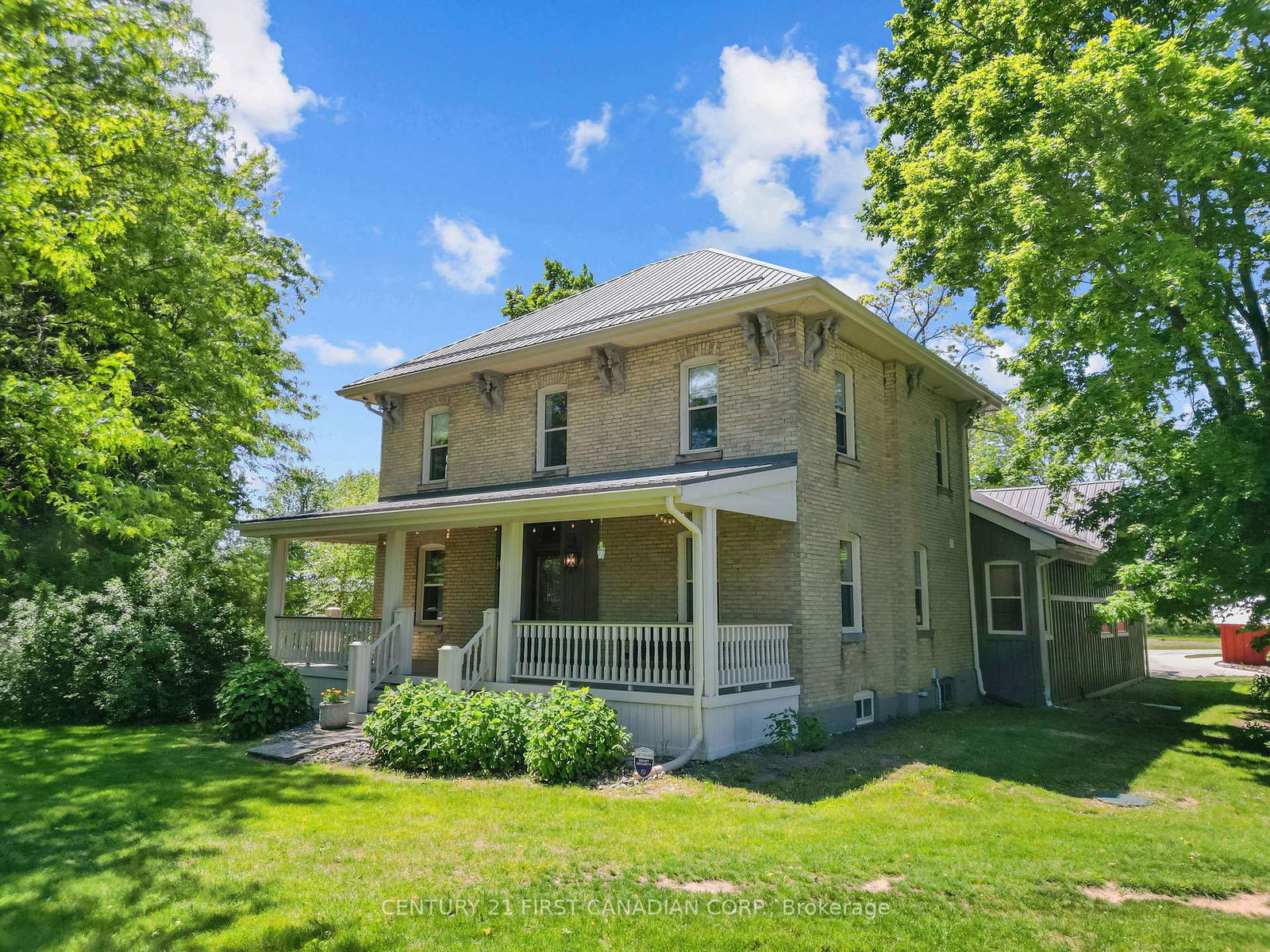 8346-parkhouse-drive-strathroy-caradoc-ontario-x13431782