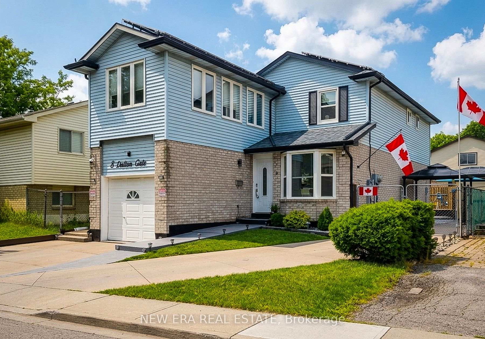 8-dalton-gate-hamilton-ontario-x13432050